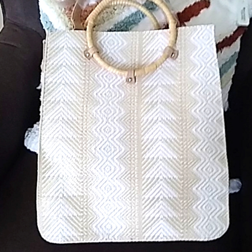 Straw purse